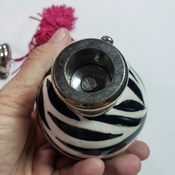 Curtain Rod Finials (2) Zebra Stripes/Tassels - Bombay Kids - Picture 6 of 7